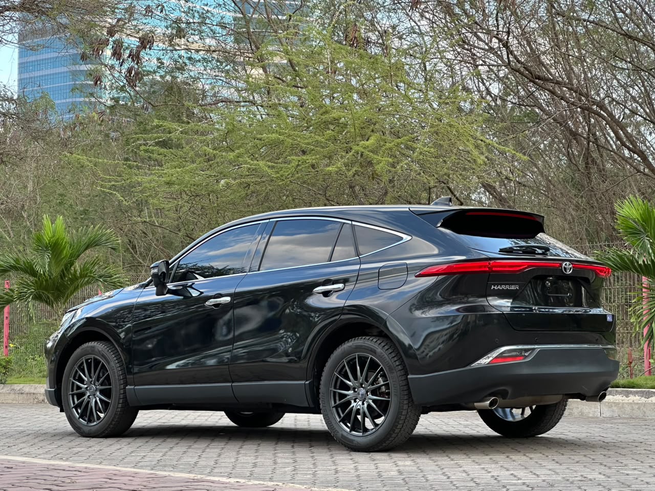 Toyota Harrier New Model  Z thumbnail 7